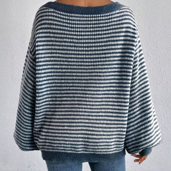 Striped Pattern Drop Shoulder Sweater - Picture 3 of 4